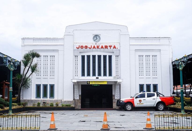 Khas Tugu  Yogyakarta