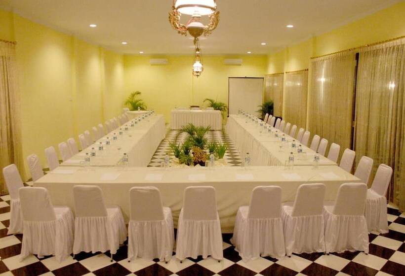 Fotos del hotel Tasneem Convention  Yogyakarta:  5