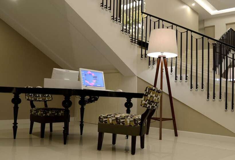 Fotos del hotel Tasneem Convention  Yogyakarta:  2