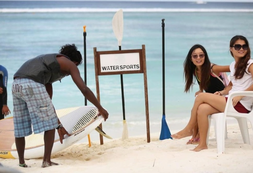 Fotos del hotel Coconut Tree Hulhuvilla Beach:  10