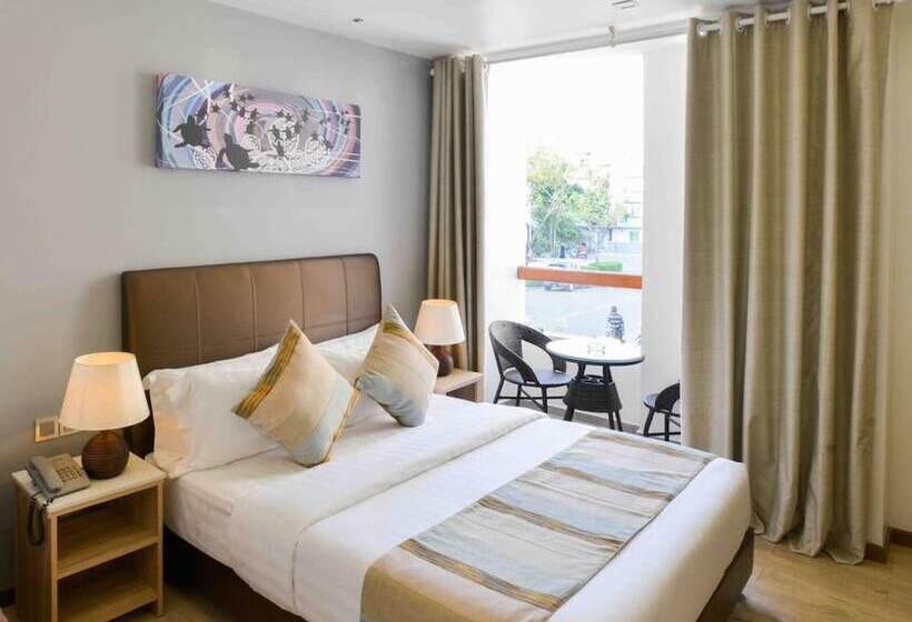 Fotos del hotel Coconut Tree Hulhuvilla Beach:  5