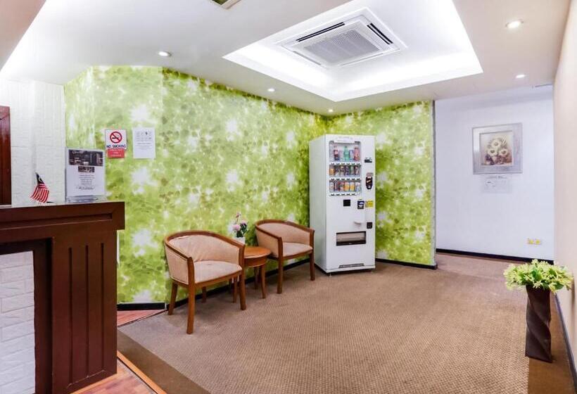 Fotos del hotel Bjorn Boutique Hotel Taman Danau Desa:  3