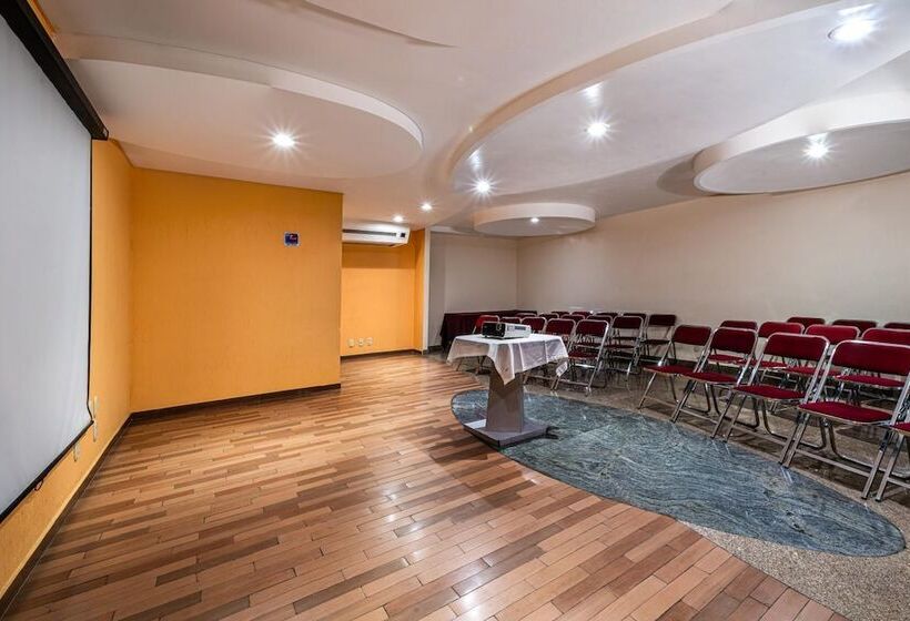 Fotos del hotel Parque Satelite:  6