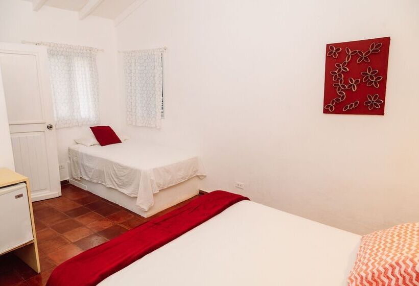 Fotos del hotel Beach Hotel Casa Nina:  2