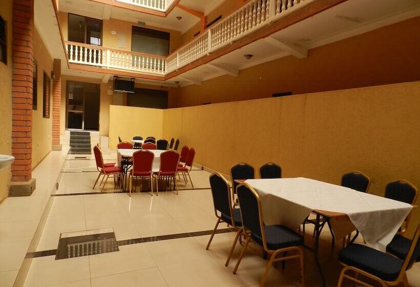 Fotos del hotel Jfrigh:  16