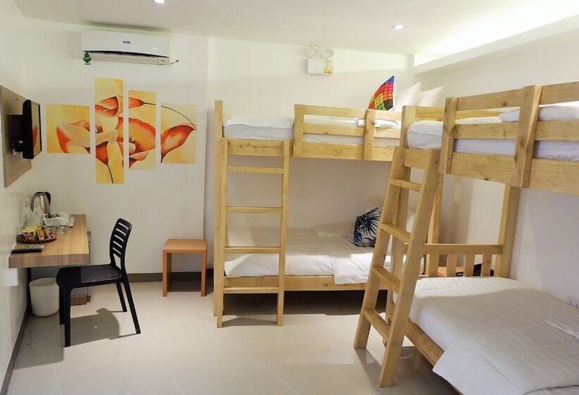 Fotos del hotel Jony S Boutique:  24