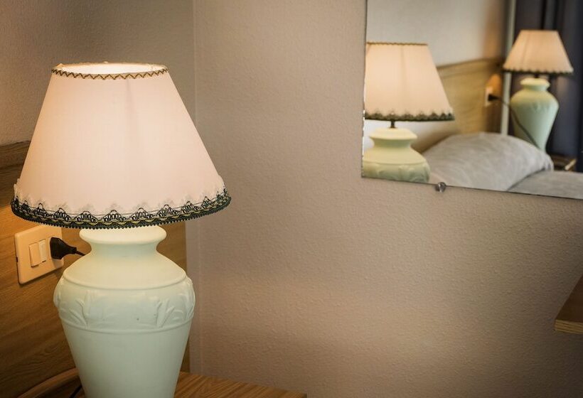 Fotos del hotel Neptuno:  9