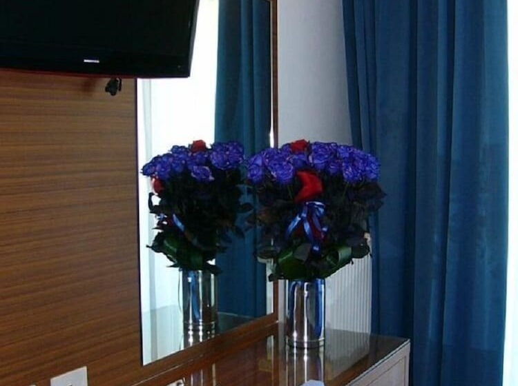 Fotos del hotel Serena:  11