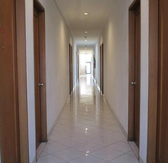 Fotos del hotel Caravan:  4