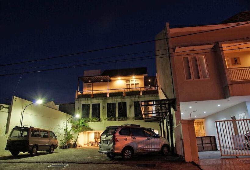 Fotos del hotel Reddoorz Near Plaza Marina:  6