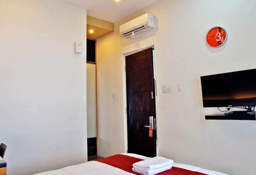 Fotos del hotel Reddoorz Near Plaza Marina:  14