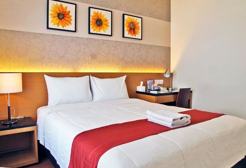 Fotos del hotel Reddoorz Near Plaza Marina:  10