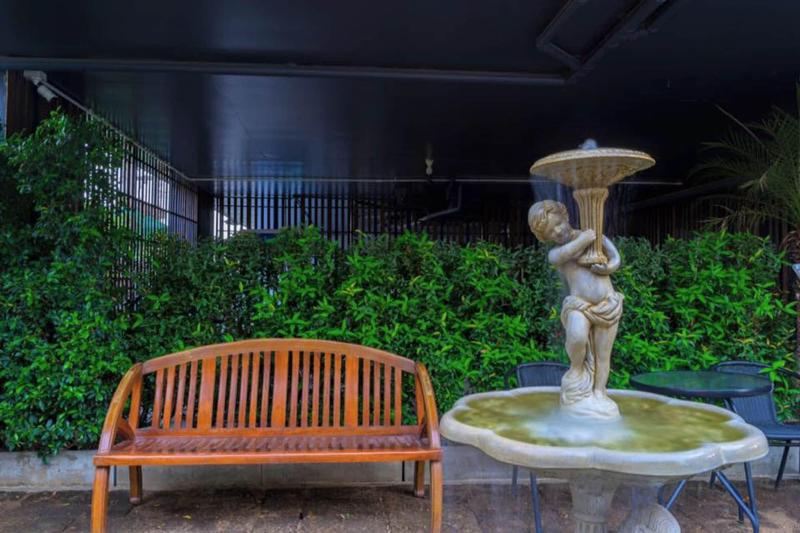 Fotos del hotel R1 Boutique Serviced Apartment:  14