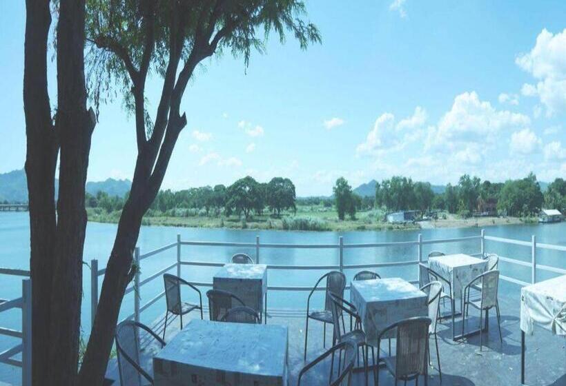 Fotos del hotel Sky Resort:  15