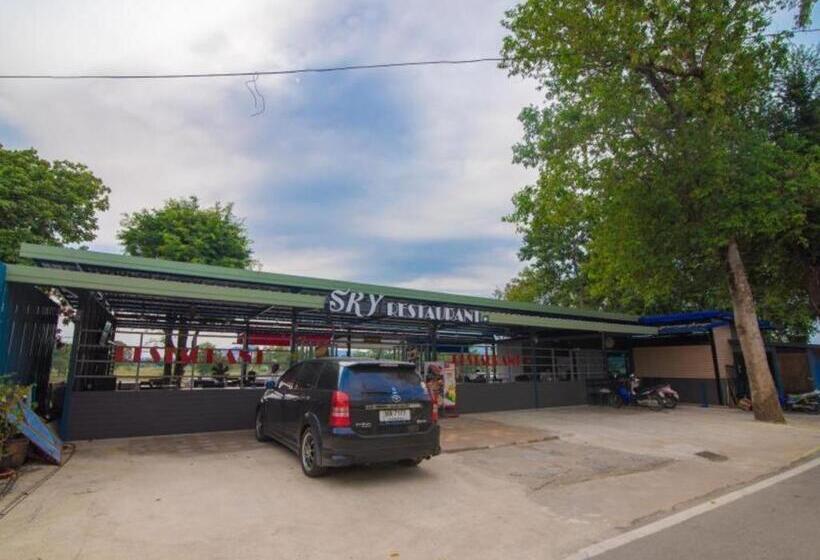 Fotos del hotel Sky Resort:  18