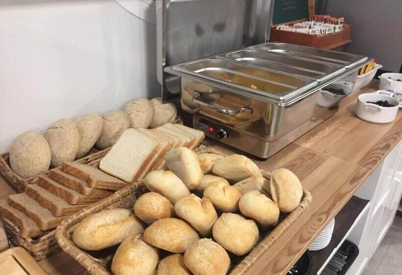 Fotos del hotel Itaca Artemisa:  21