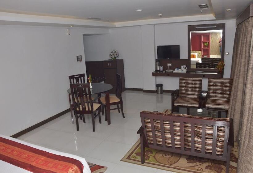 Fotos del hotel Airport City:  25