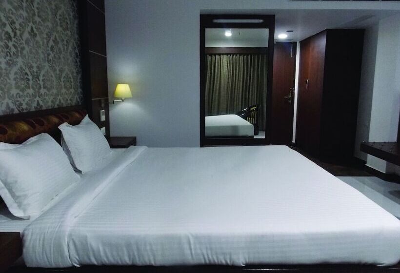 Fotos del hotel Airport City:  11