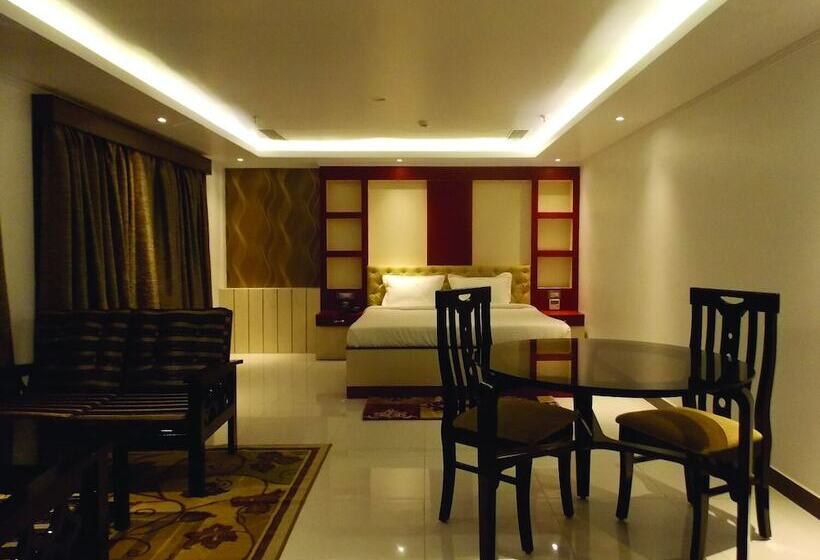 Fotos del hotel Airport City:  2