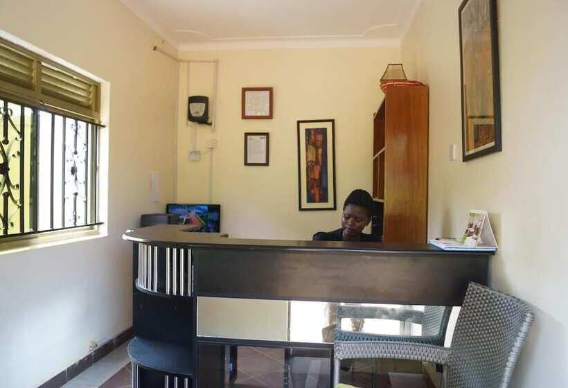 Fotos del hotel Biyem:  25