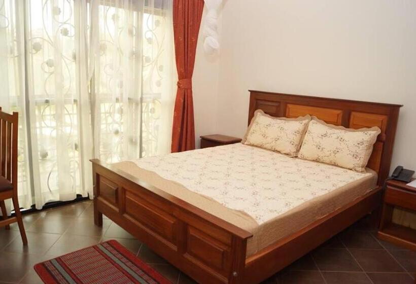 Fotos del hotel Biyem:  15