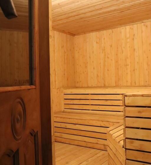 Fotos del hotel Biyem:  3