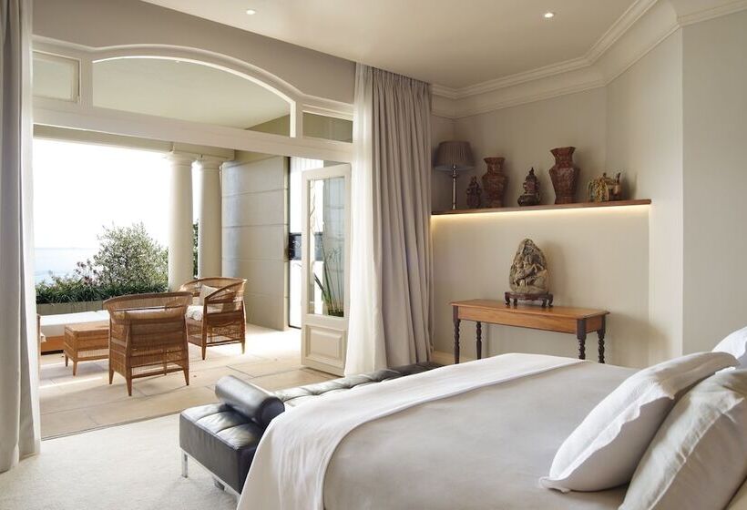 21 Nettleton Boutique  & Luxury Residence