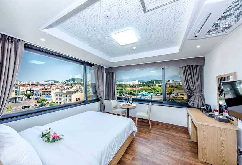 Fotos del hotel Leslie:  20