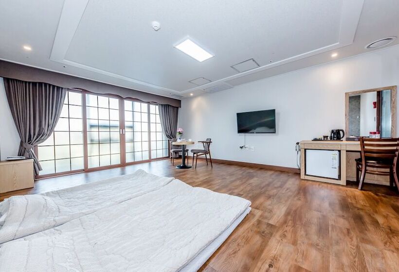 Fotos del hotel Leslie:  22