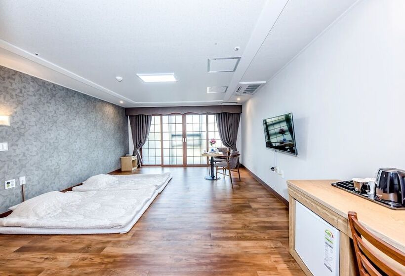 Fotos del hotel Leslie:  25