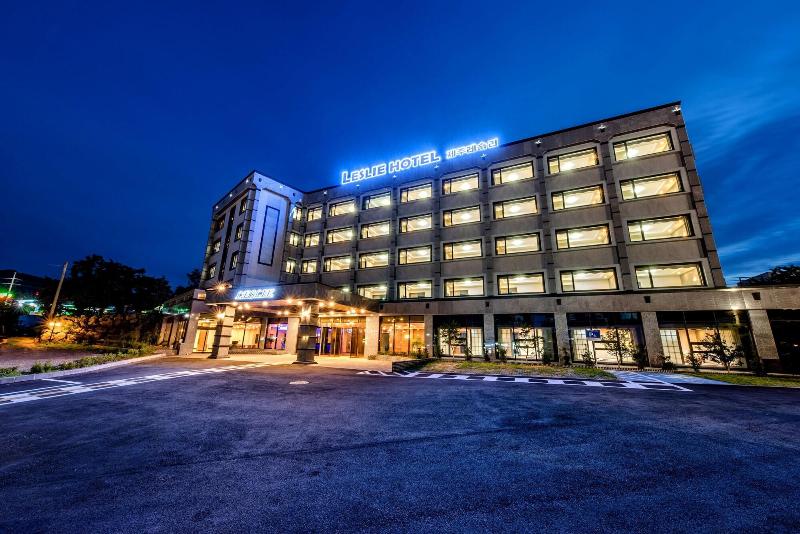 Fotos del hotel Leslie:  15