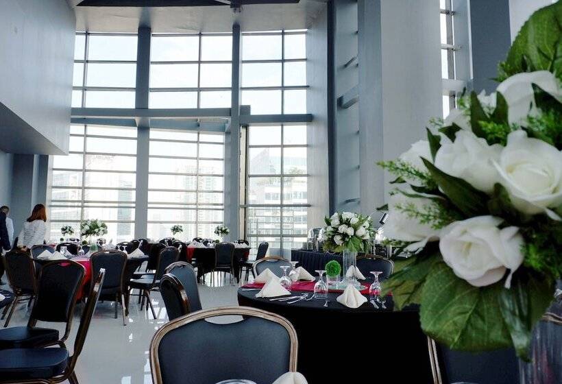 Fotos del hotel Valero Grand Suites By Swissbel  Multiple Use:  8