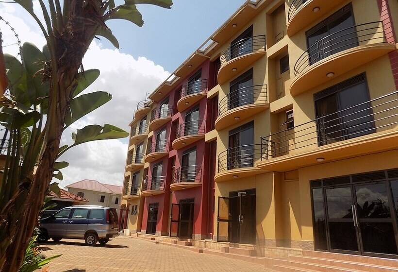 Fotos del hotel Olina Hotel And Apartments:  8