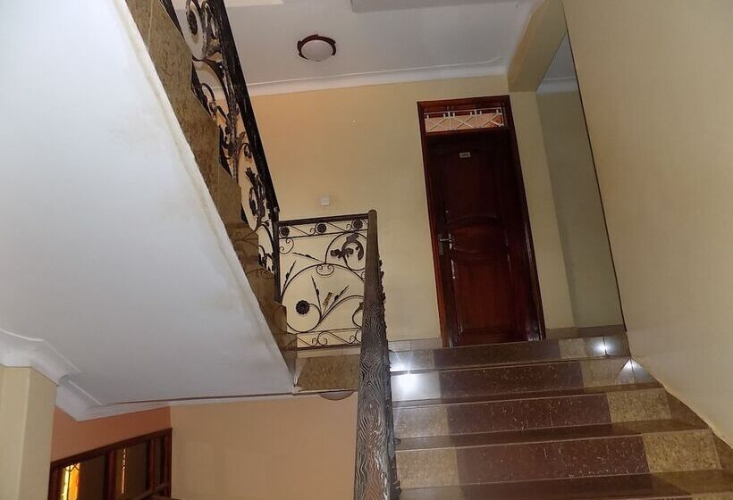 Fotos del hotel Olina Hotel And Apartments:  10