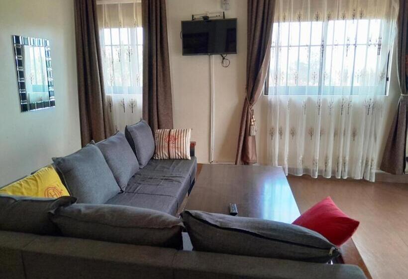 Fotos del hotel Olina Hotel And Apartments:  17