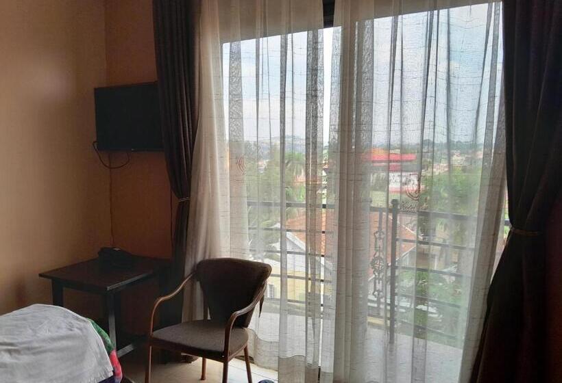 Fotos del hotel Olina Hotel And Apartments:  13