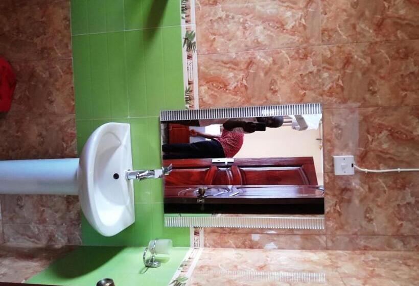 Fotos del hotel Olina Hotel And Apartments:  18