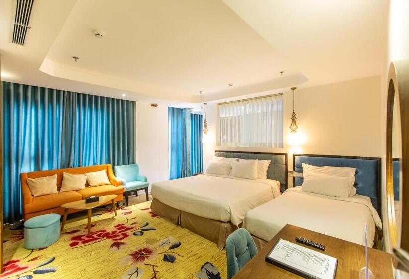 Fotos del hotel Adaline  And Suite:  8