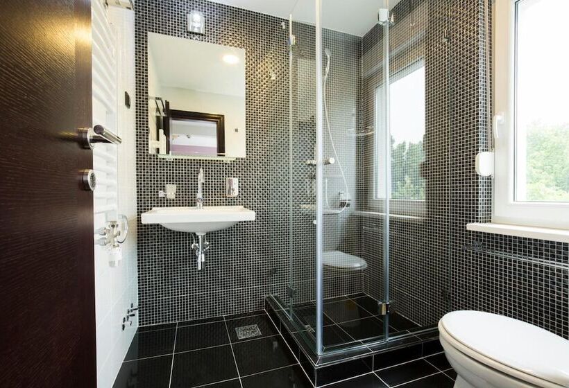 Fotos del hotel Sterling Garni:  7