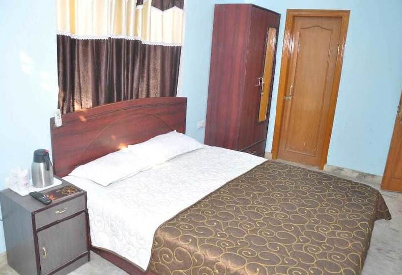 Fotos del hotel Jypore Saffron Inn & Suites:  24