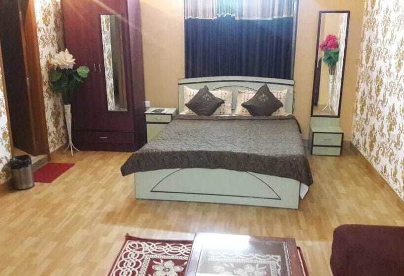 Fotos del hotel Jypore Saffron Inn & Suites:  10