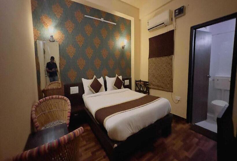 Fotos del hotel Jypore Saffron Inn & Suites:  13