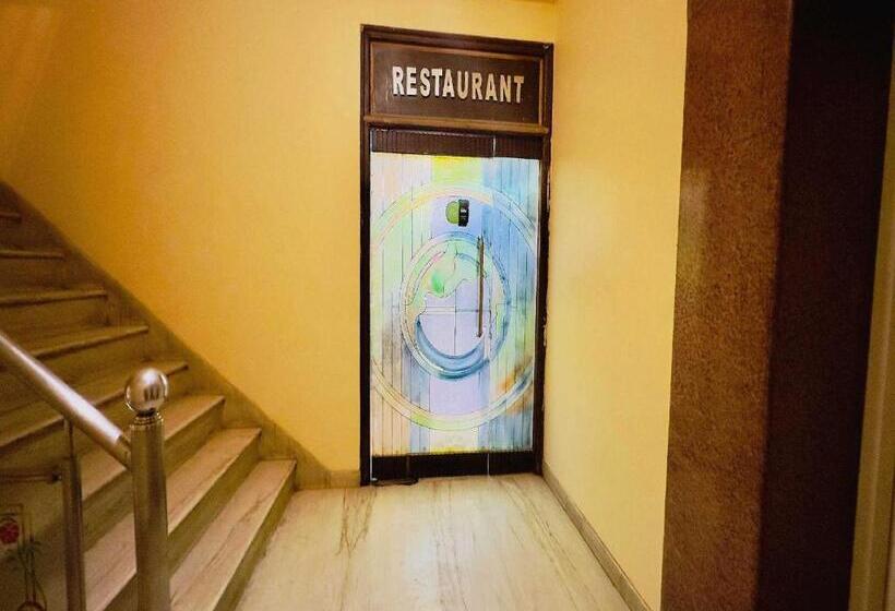 Fotos del hotel Jypore Saffron Inn & Suites:  3