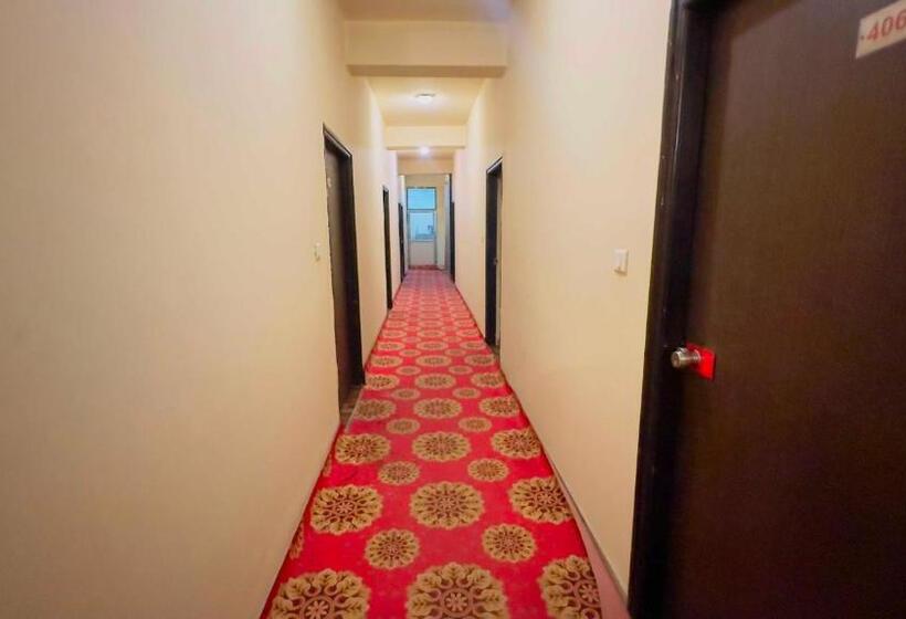 Fotos del hotel Jypore Saffron Inn & Suites:  25