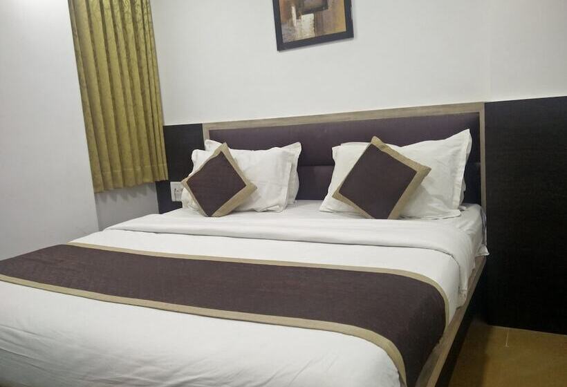 Fotos del hotel Radhika:  7