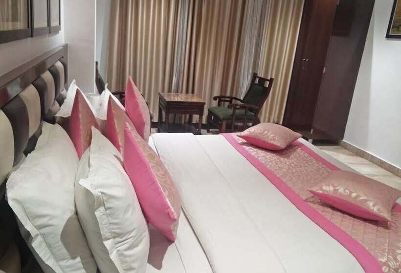 Fotos del hotel Radhika:  19