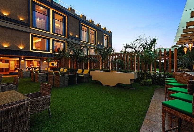 Fotos del hotel Ramada By Wyndham Varanasi Katesar:  8