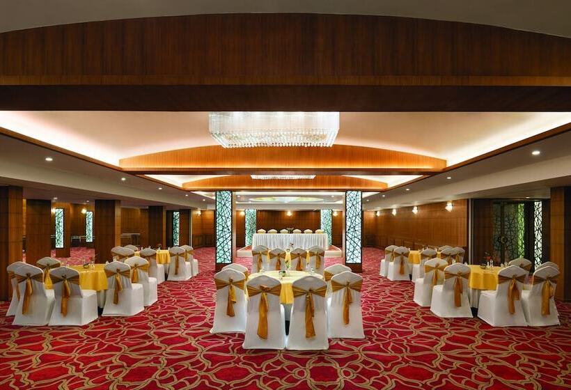 Fotos del hotel Ramada By Wyndham Varanasi Katesar:  2