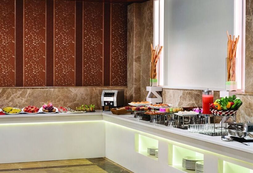 Fotos del hotel Ramada By Wyndham Varanasi Katesar:  10