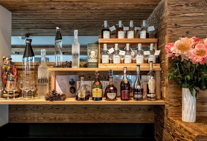 Fotos del hotel Passo Sella Dolomiti Mountain Resort:  5